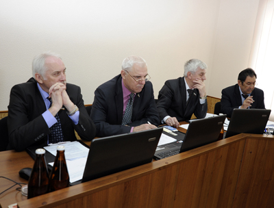 Президиум ВС РХ рассмотрит поправки к законам о туризме и дорогах Хакасии